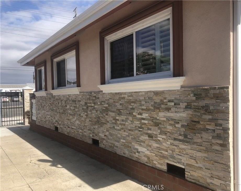 236 S Tustin St - Photo 6 of 49