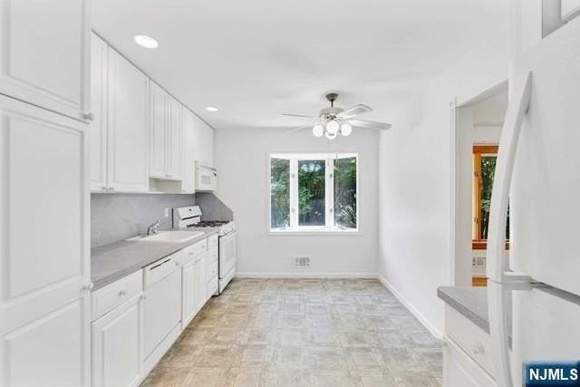 516 Knickerbocker Rd - Photo 6 of 31