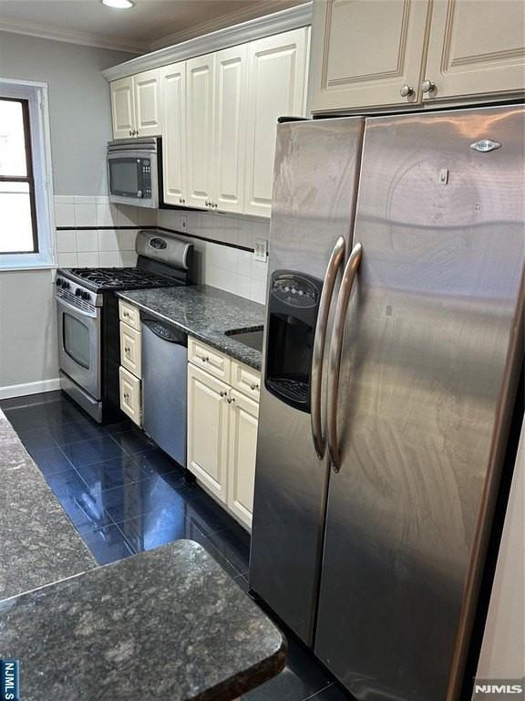 212 Prospect Ave #4A - Photo 4 of 15