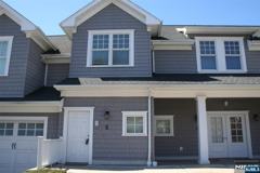201 Franklin Ave #201E - Photo 1 of 1