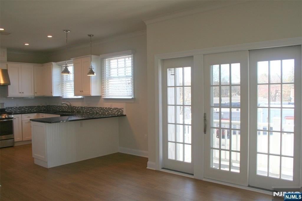 201 Franklin Ave #201E - Photo 6 of 21