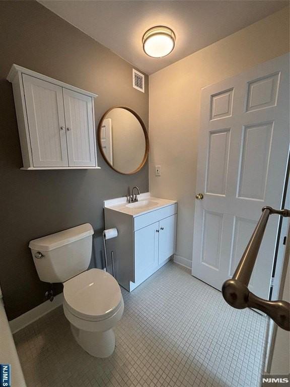 220 Main St #202 - Photo 5 of 11