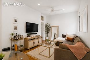 320 E 86th St #5D - Photo 1 of 1