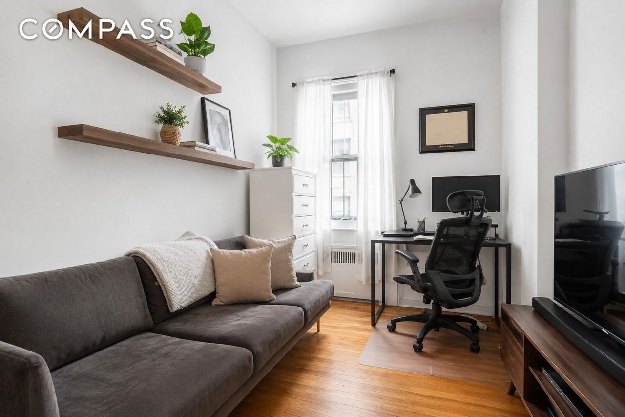 320 E 86th St #5D - Photo 5 of 14