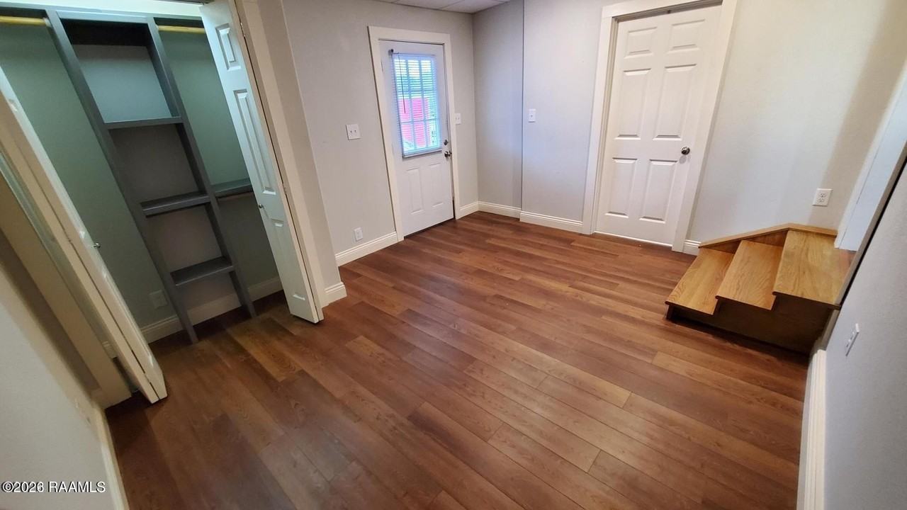 2321B E Milton Ave - Photo 2 of 10