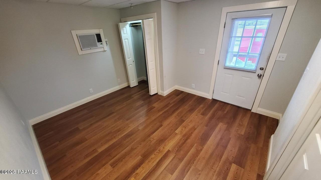 2321B E Milton Ave - Photo 3 of 10