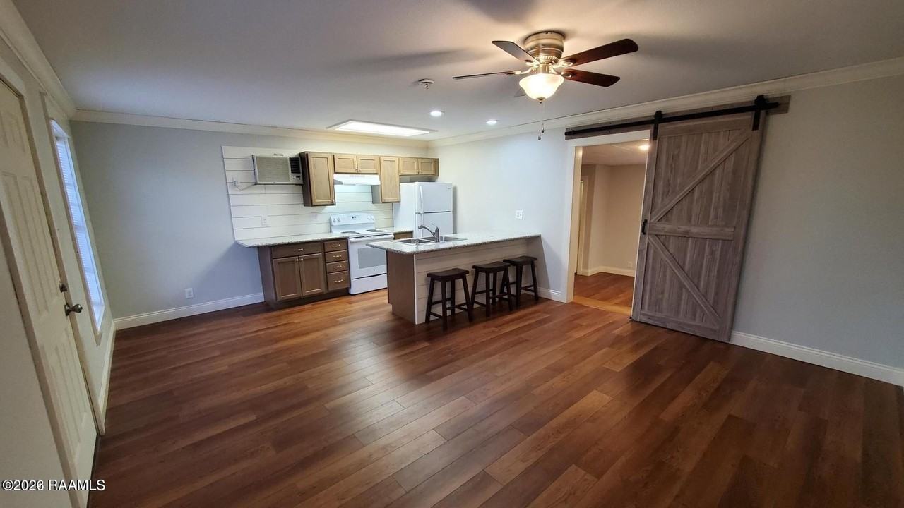 2321B E Milton Ave - Photo 7 of 10