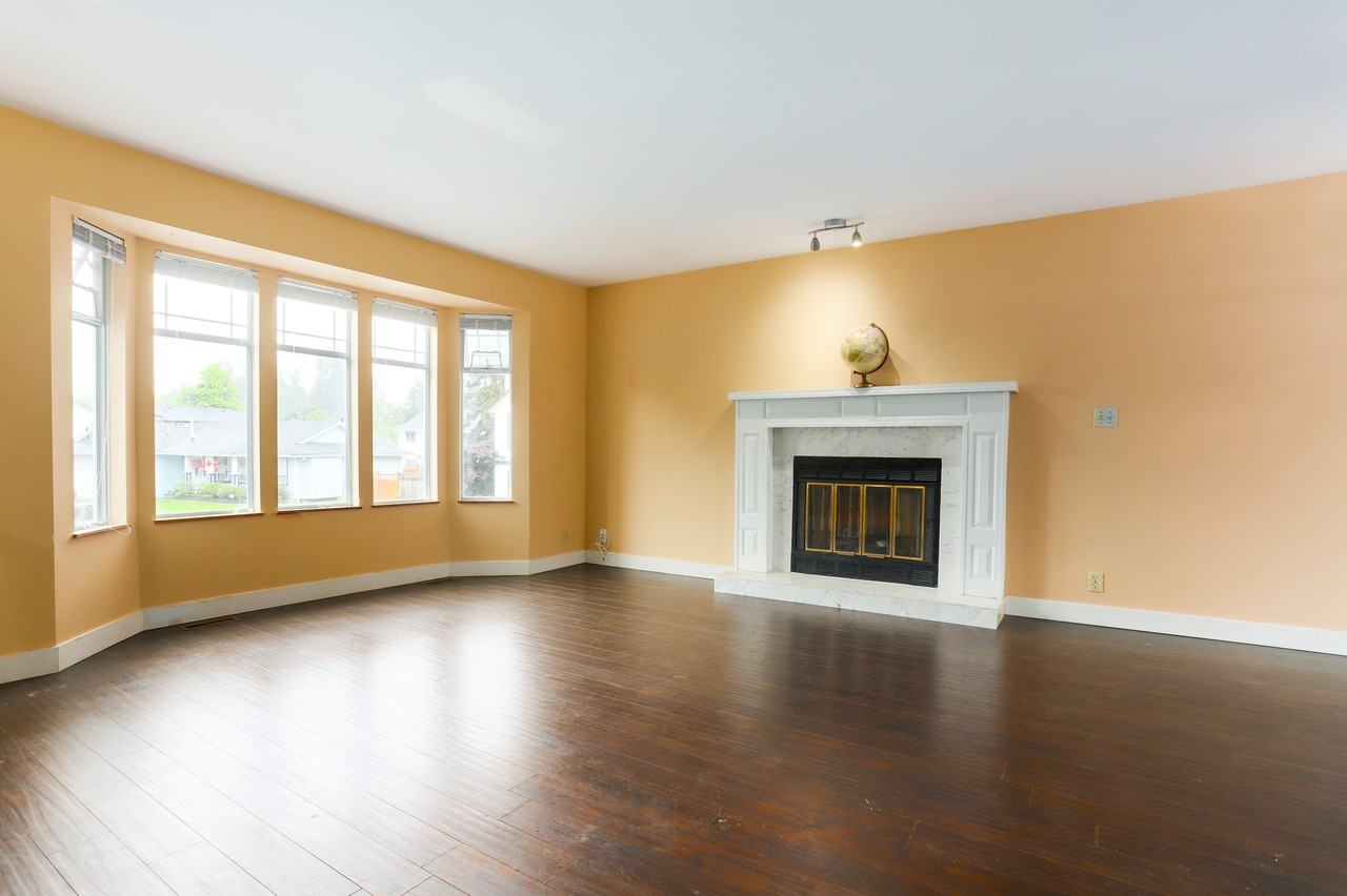 9496 209B Crescent - Photo 4 of 22