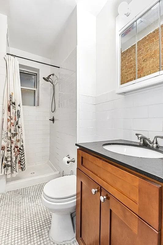 129 W 56th St #3F - Photo 6 of 6