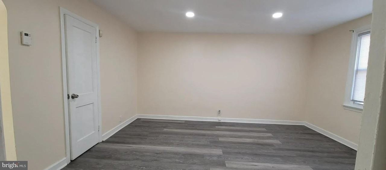 6332 Gardenia St #1 - Photo 4 of 5