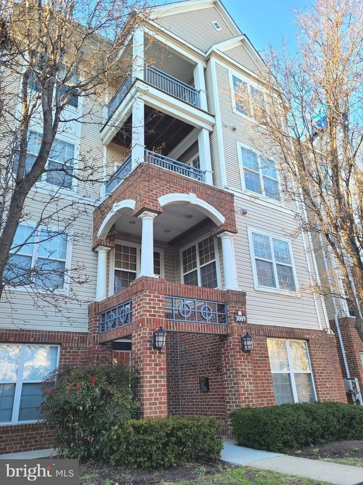 3009 Nicosh Cir #4303 - Photo 2 of 25