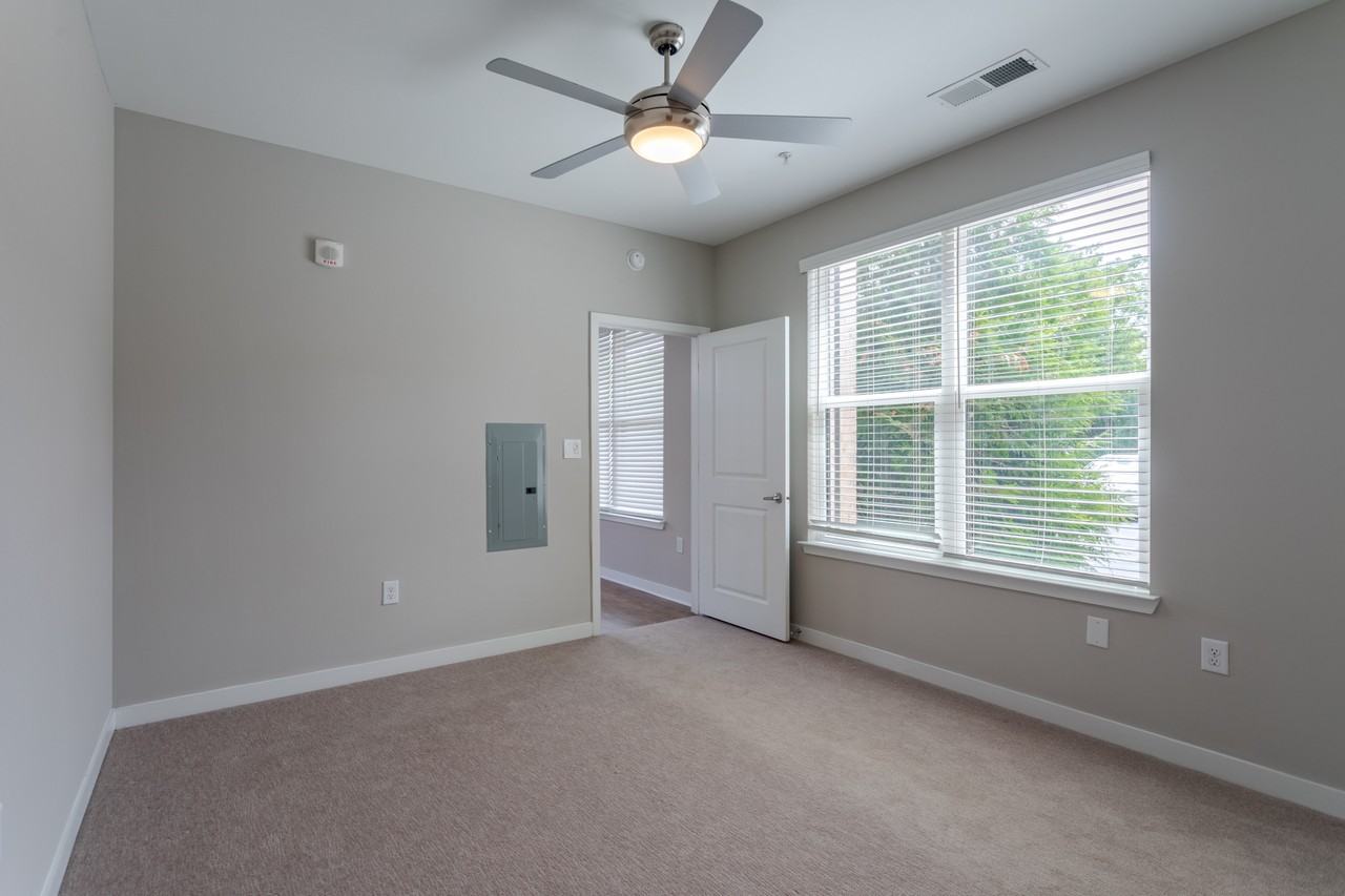 One Riverside Apartments - Photo 3 of 24