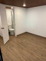 featured image of 404 S Franklin St
