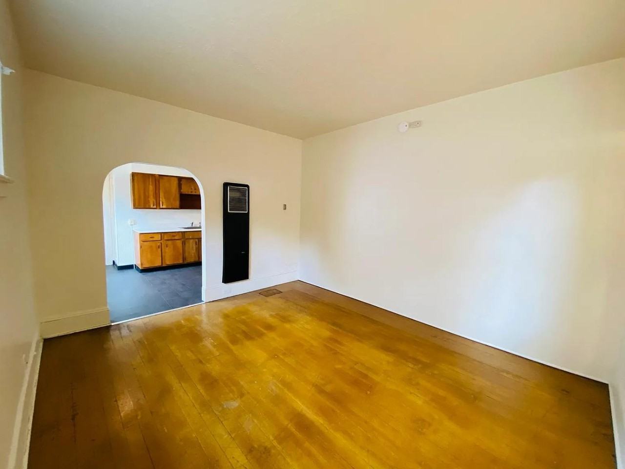 830 Se Belmont St - Photo 2 of 20