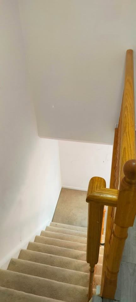 60 Fairwood Circle - Photo 7 of 13