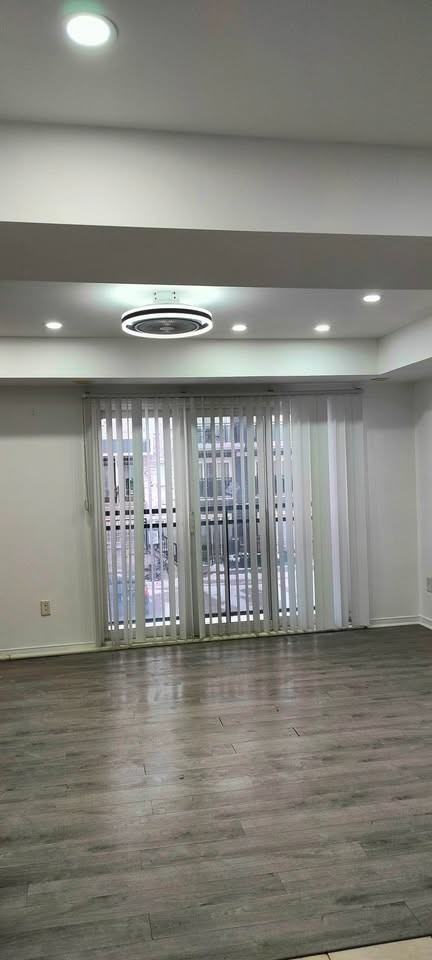 60 Fairwood Circle - Photo 3 of 13