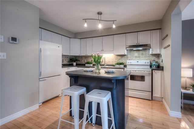 507 Dansbury Drive - Photo 3 of 9