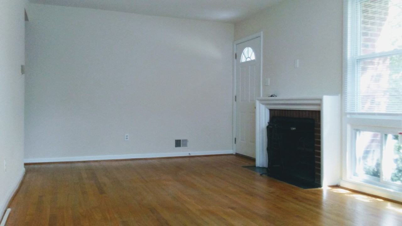 4009 Weller Rd - Photo 3 of 13