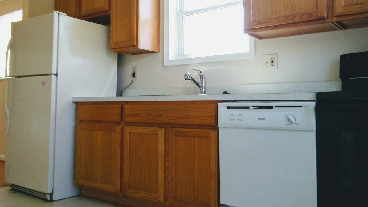 4009 Weller Rd - Photo 5 of 13