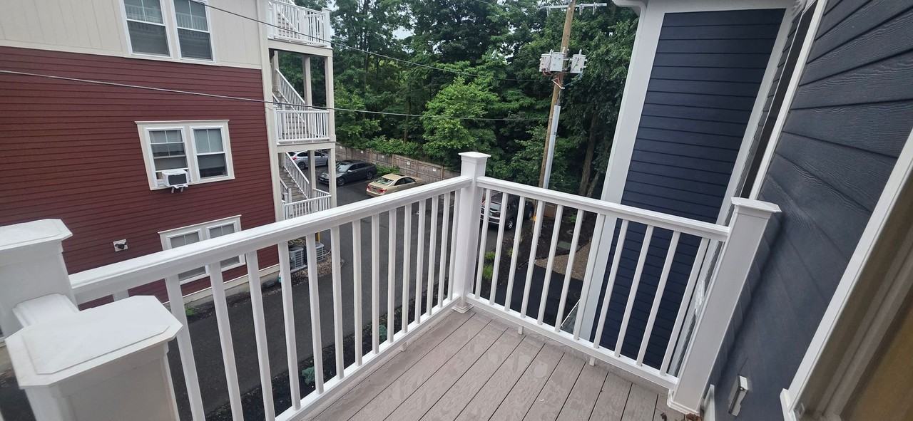 124 Kenrick St - Photo 3 of 17