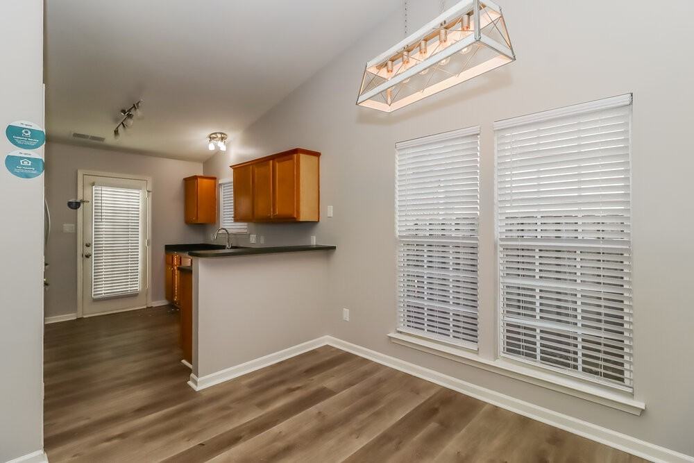 3002 Salmon River Dr - Photo 7 of 16