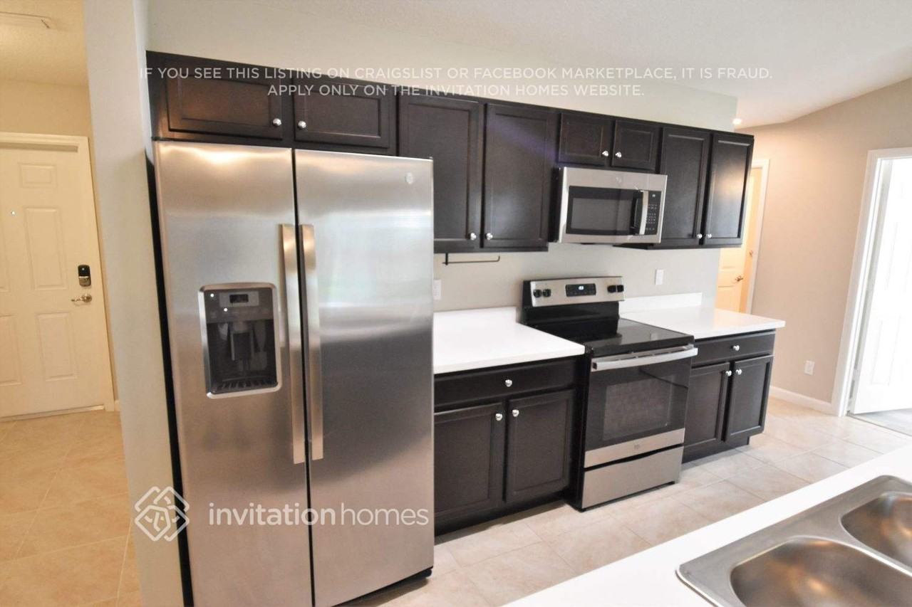 702 Sw Dolores Ave - Photo 4 of 14