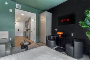 featured image of 1704 N 17th St