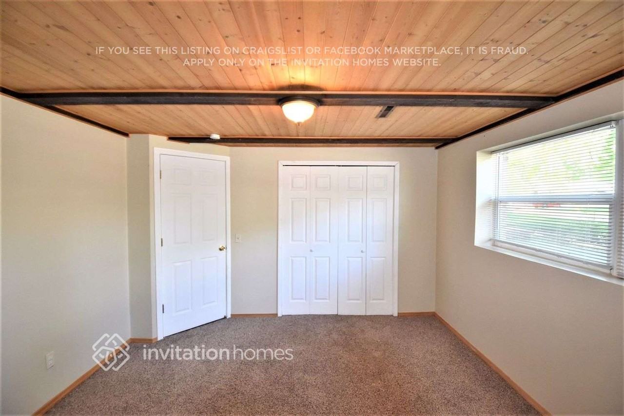 906 Ghostley Ln N - Photo 5 of 13