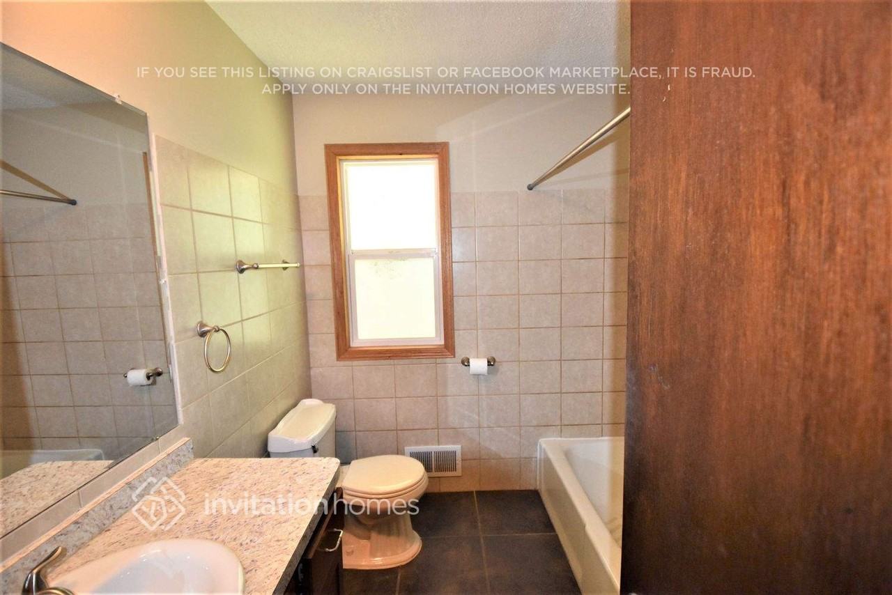 906 Ghostley Ln N - Photo 7 of 13