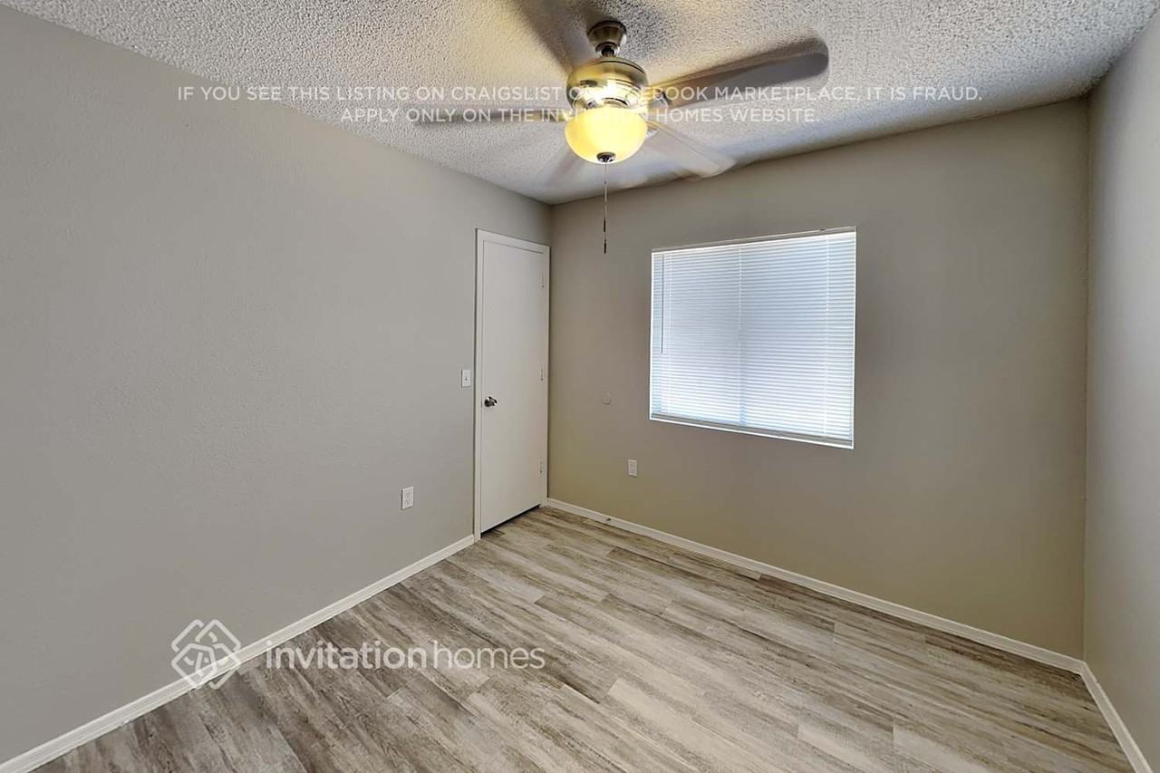 550 N 64th St - Photo 5 of 21