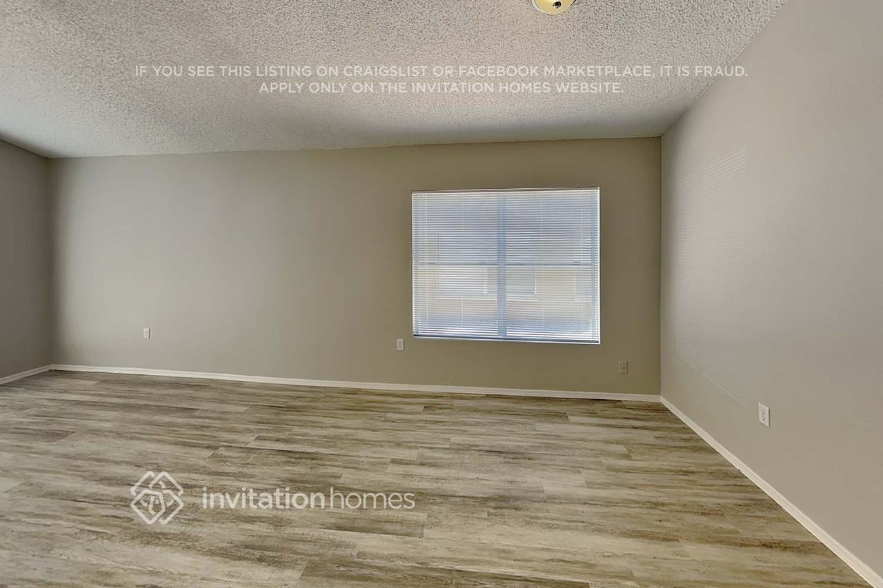 550 N 64th St - Photo 6 of 21