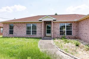 featured image of 465 Jillian Dr #111