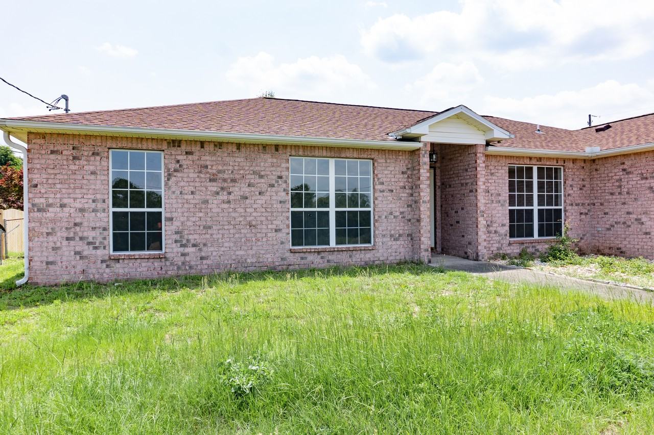 465 Jillian Dr #111 - Photo 2 of 23