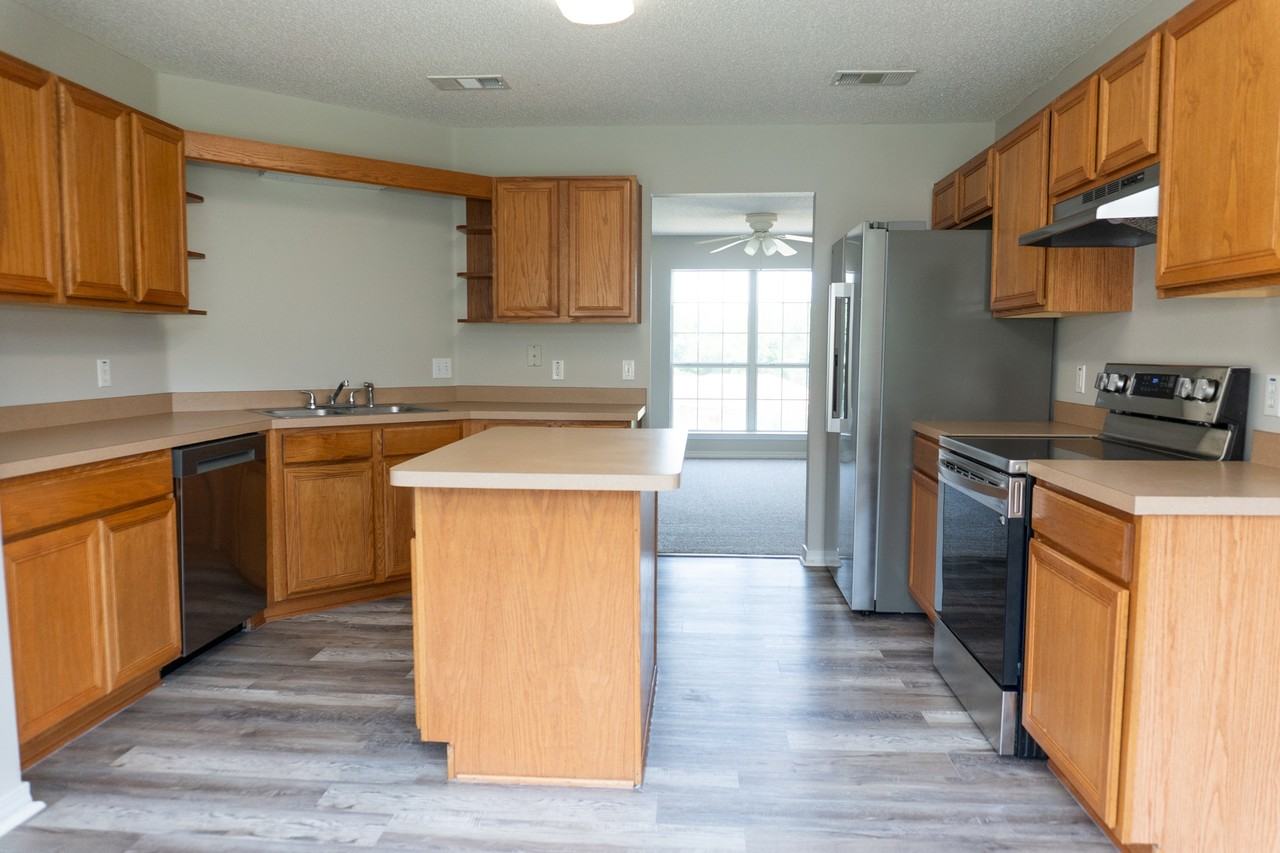 465 Jillian Dr #111 - Photo 5 of 23