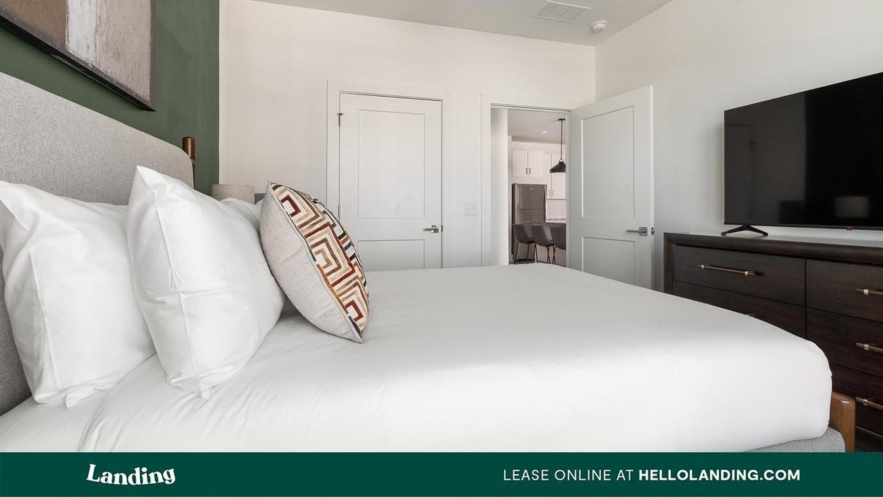 15560 Render Way - Photo 3 of 50