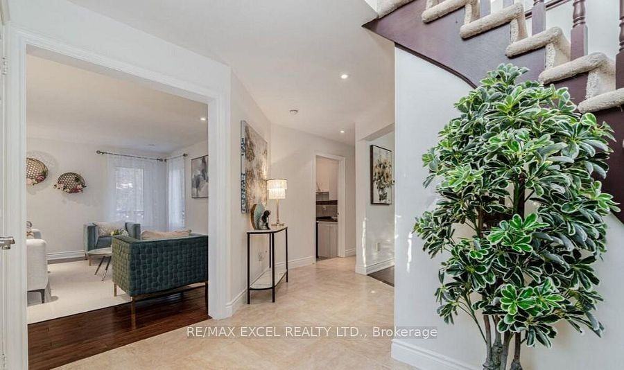 202 Nahani Way - Photo 3 of 16