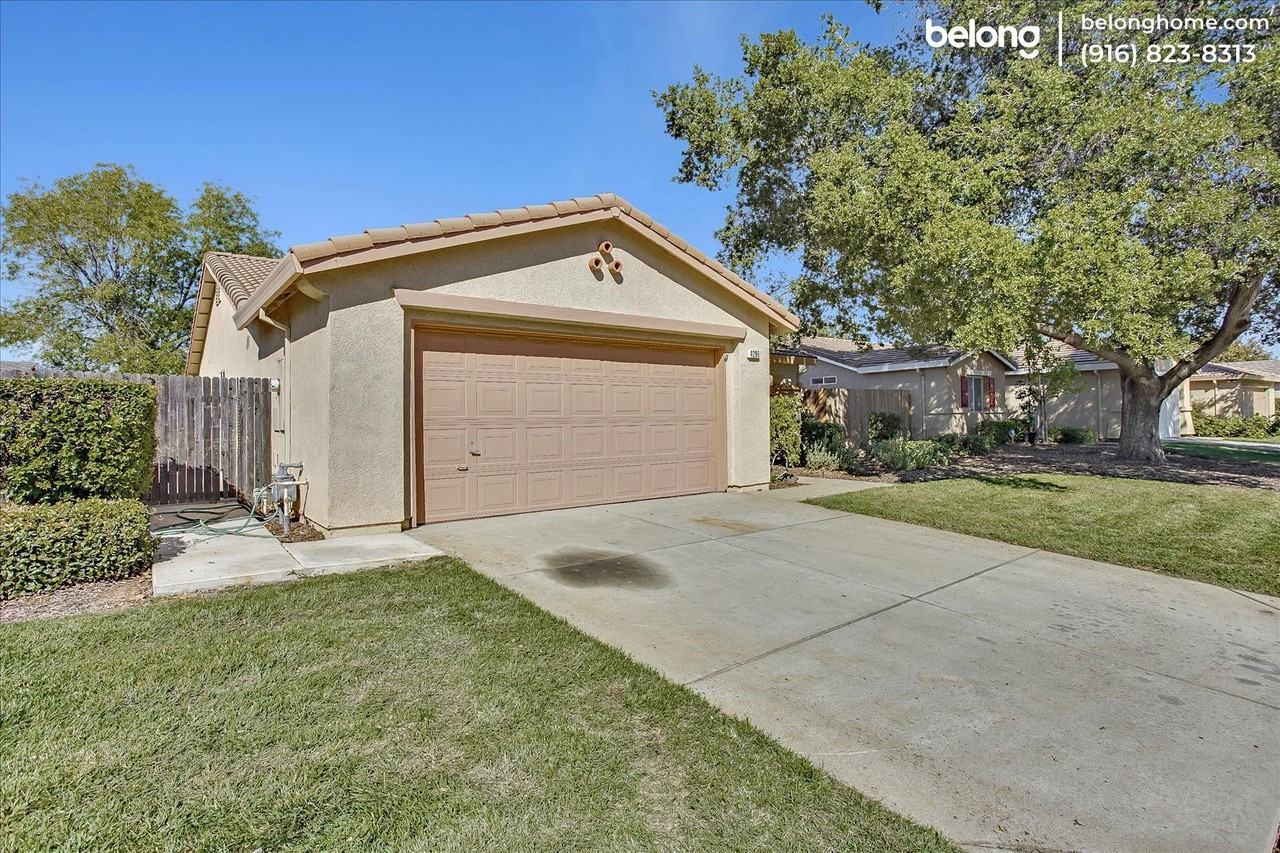 4296 Aubergine Way - Photo 4 of 37