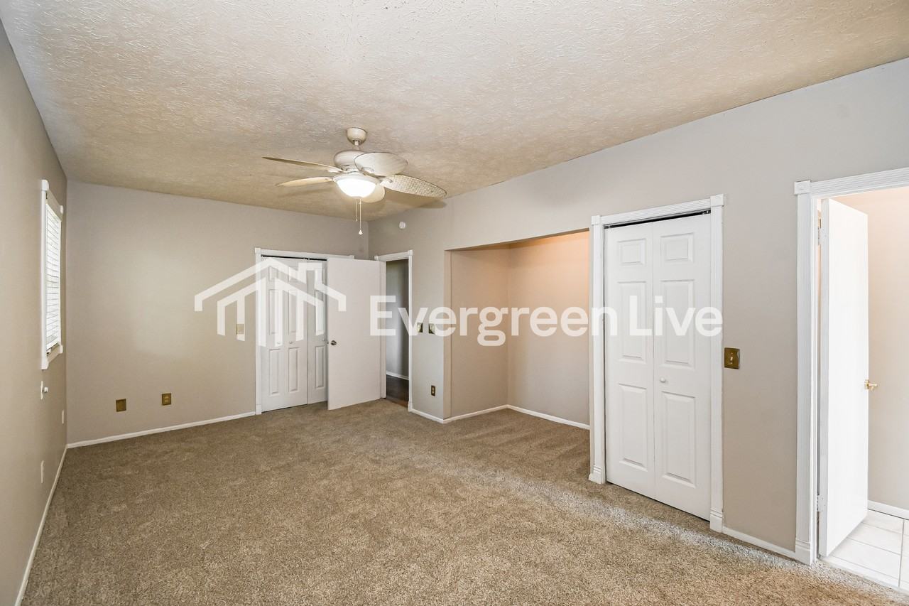 3217 Plateau St - Photo 5 of 15