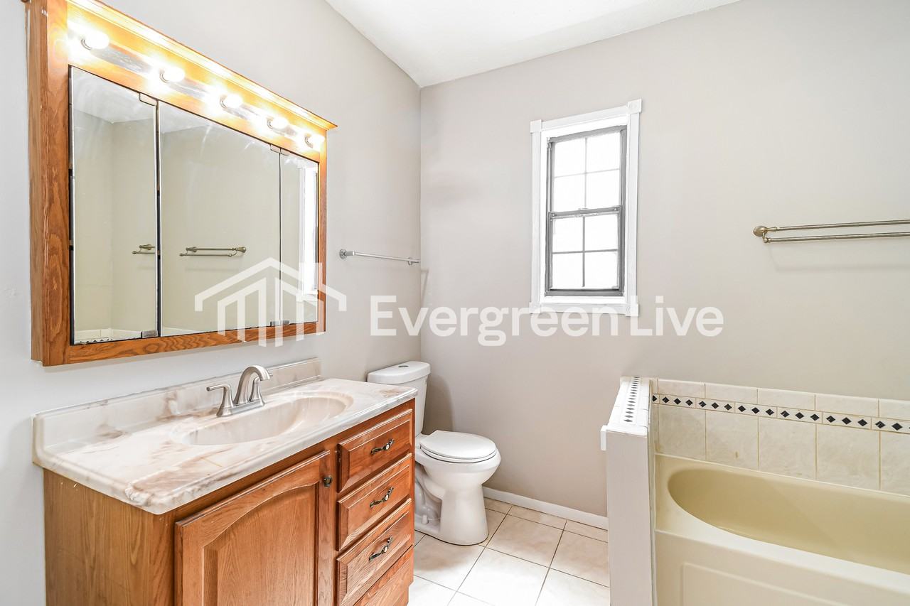 3217 Plateau St - Photo 6 of 15