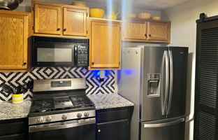featured image of 1071 Country Park Dr