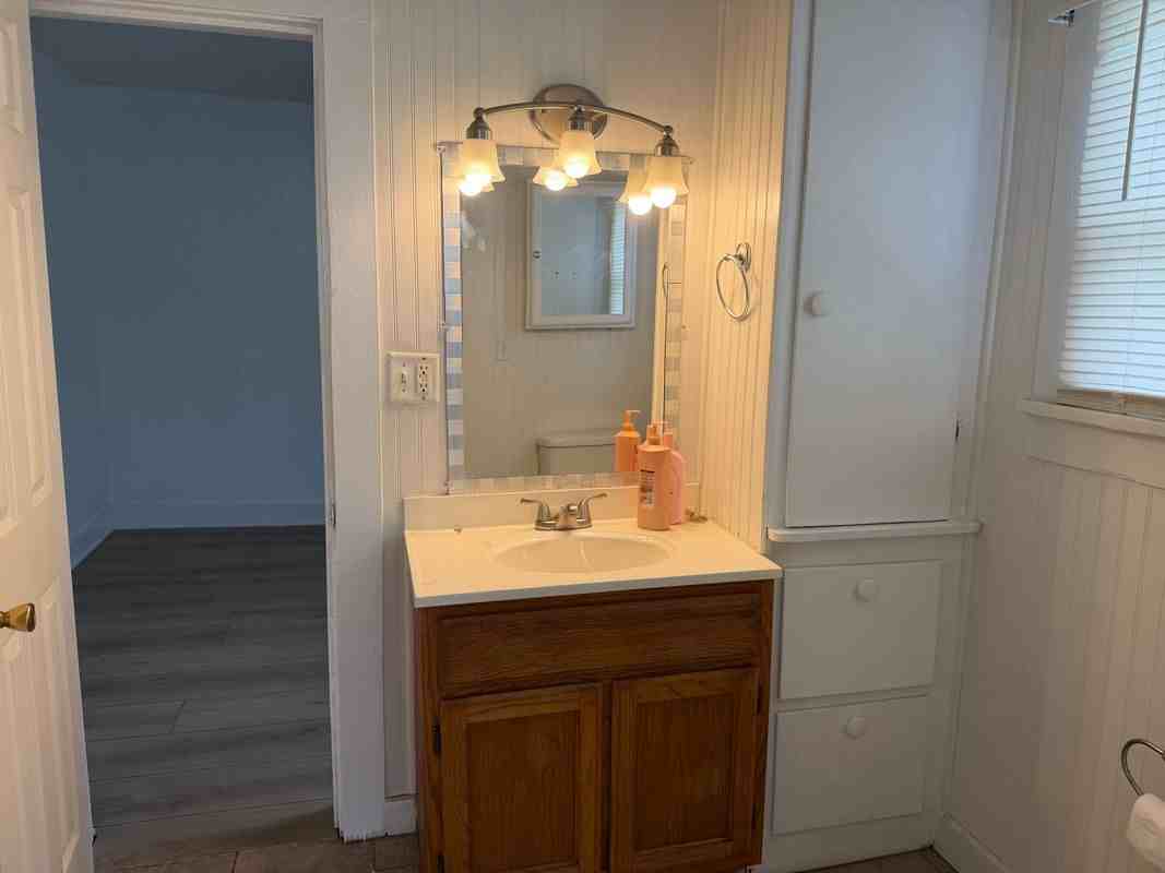 308 S Lillian Ave - Photo 7 of 13