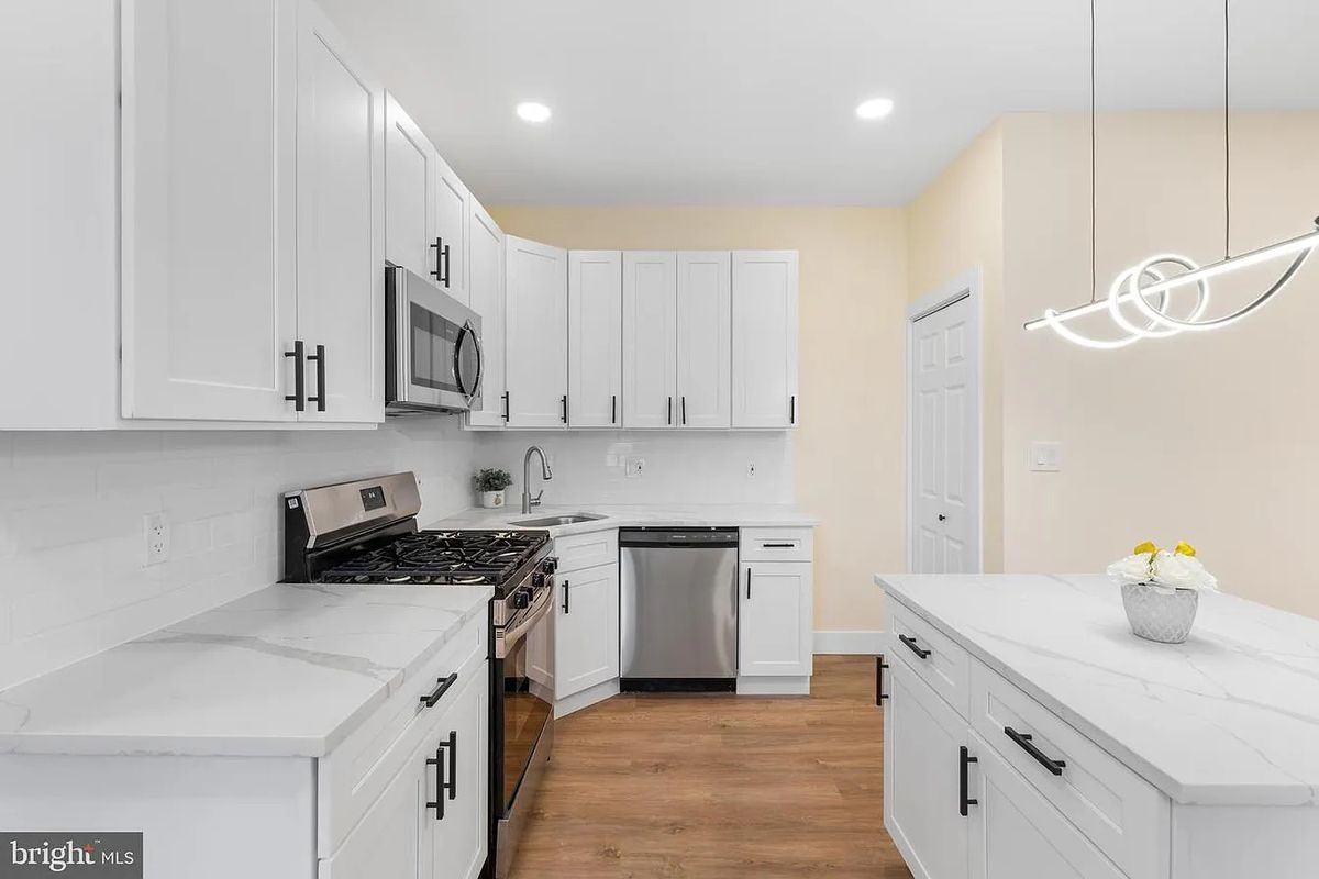530 Arthur St - Photo 2 of 5