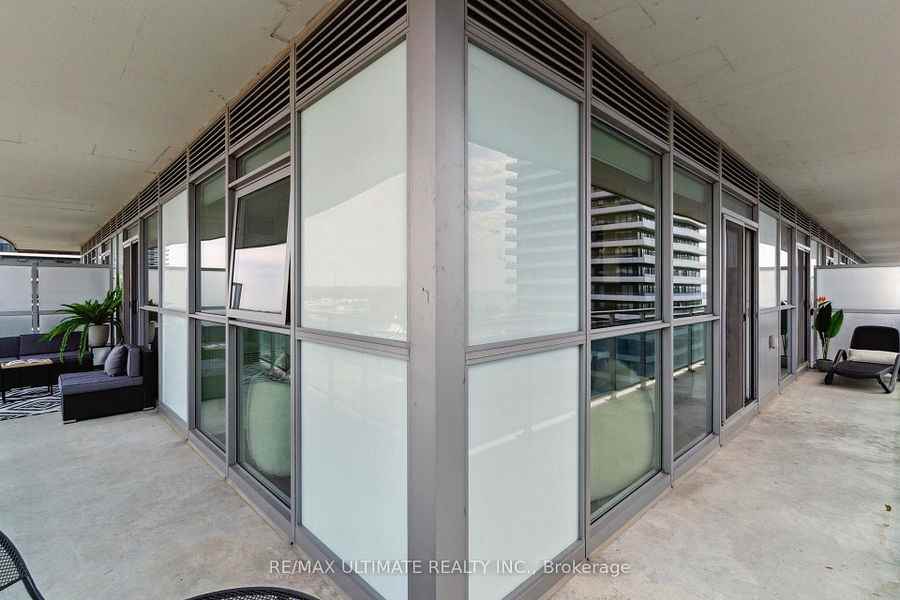 33 Shore Breeze Drive - Photo 9