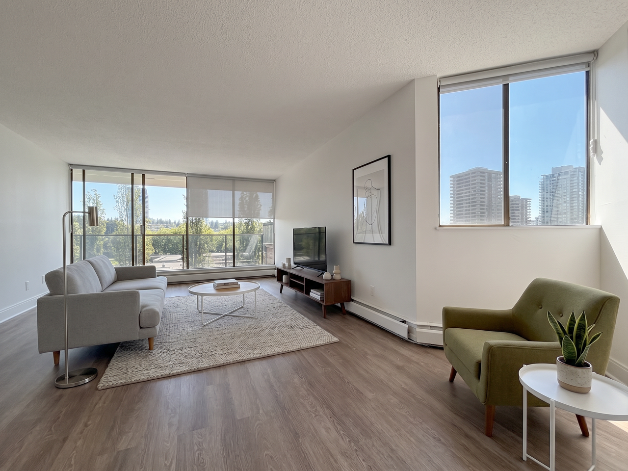 9500 Erickson Drive - Photo 3 of 15