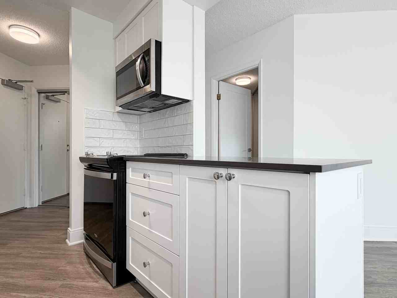9500 Erickson Drive - Photo 6 of 15