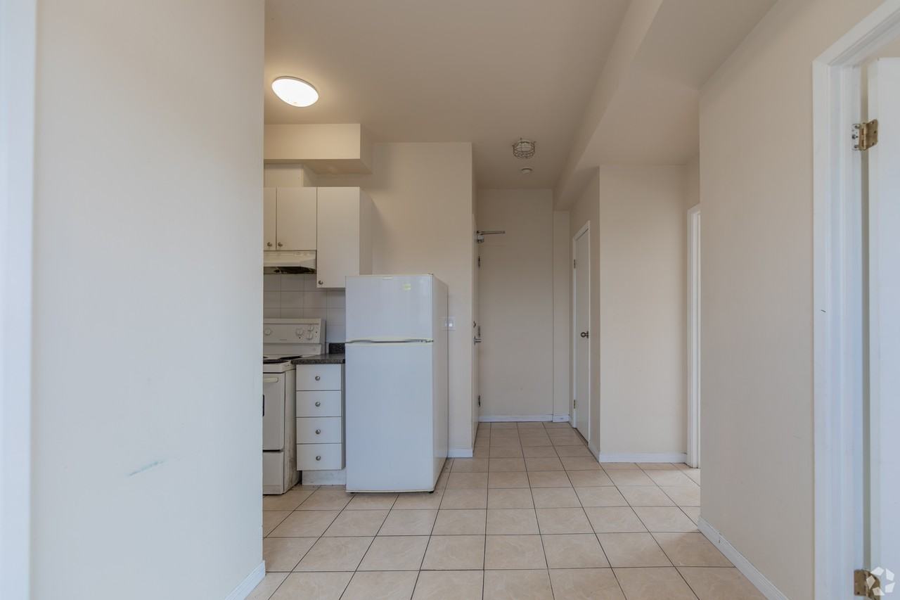 Danforth & Victoria Park Apartments - Photo 5 of 12