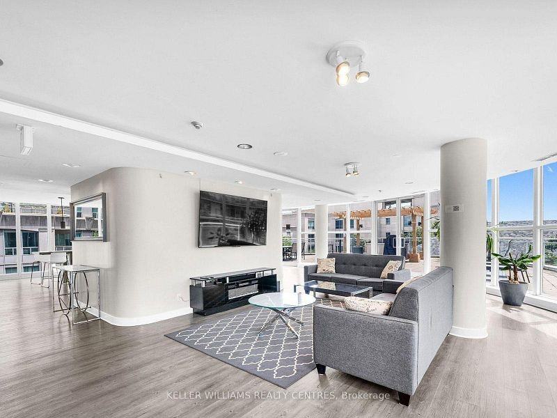 2067 Lake Shore Boulevard West - Photo 7