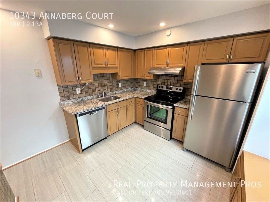 10343 Annaberg Ct - Photo 4 of 26