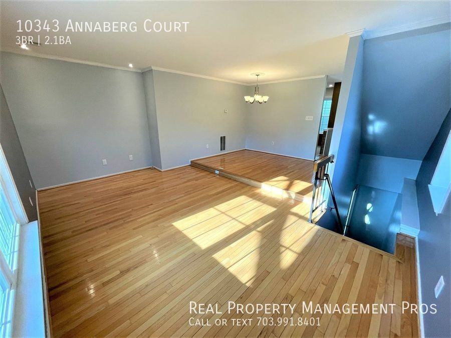 10343 Annaberg Ct - Photo 7 of 26
