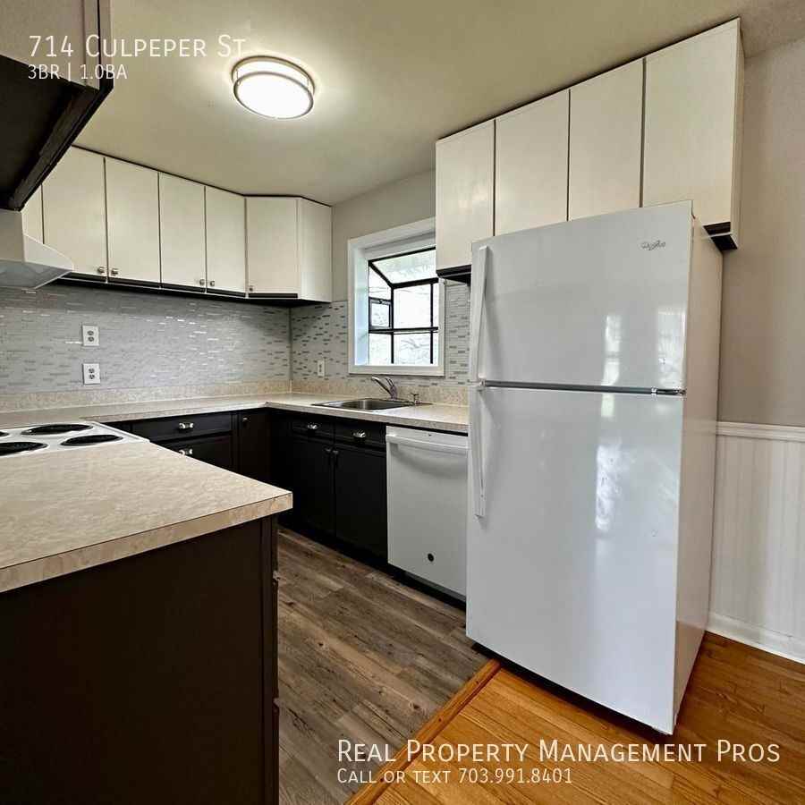 714 Culpeper St - Photo 3 of 16